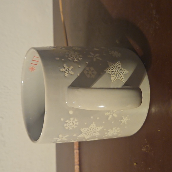 PLACE&TIME Gray Ceramic Coffee Mug-White Snowflake Pattern-Inside "LET IT SNOW" - Picture 4 of 8